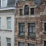 Flax - Charm And Comfort In Historic Center - New!